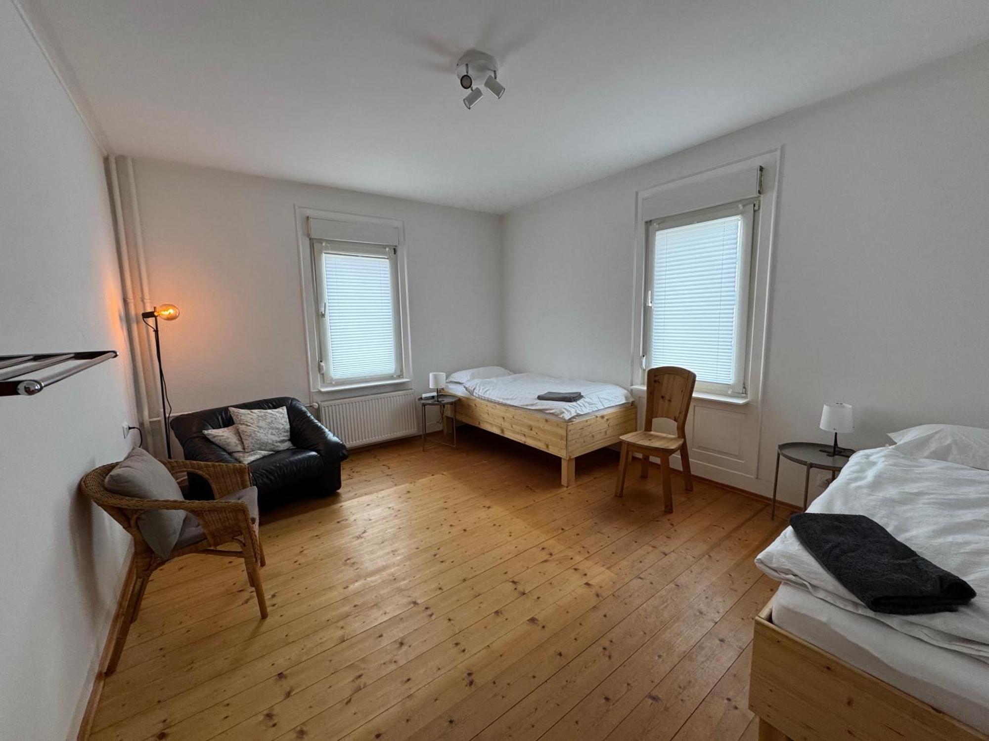 90Qm 4-Zimmer-Wohnung - Apartment Friedrichstrasse Vaihingen an der Enz Exteriör bild